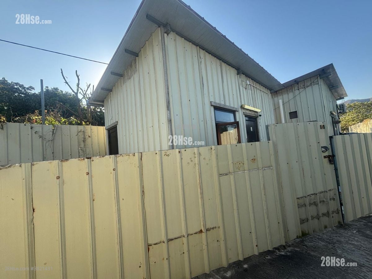 Village Rental Studio , 1 Bathroom 230 ft²