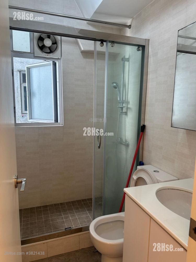 City One Shatin Sell 3 Bedrooms 451 ft²