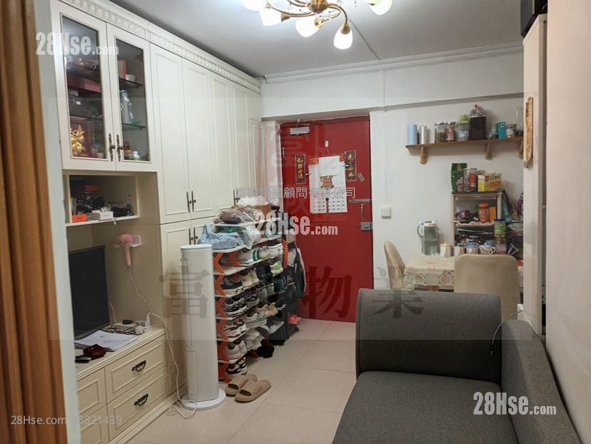 興田邨 售盤 2 房 , 1 浴室 443 平方呎