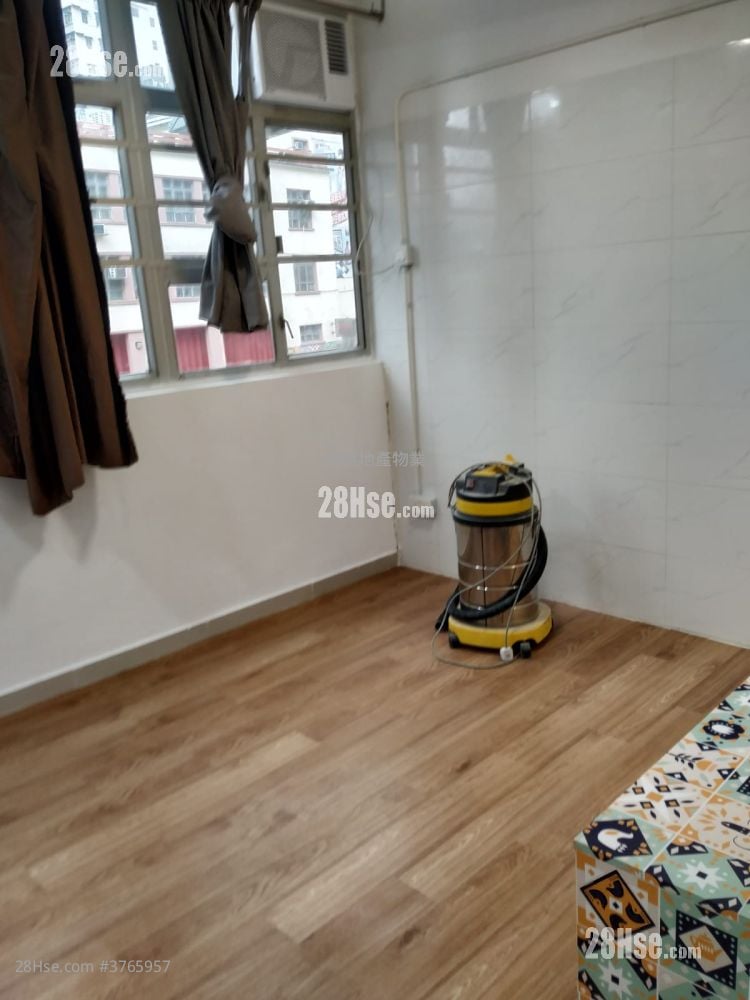 單幢樓房 租盤 開放式間隔 , 1 浴室 90 平方呎