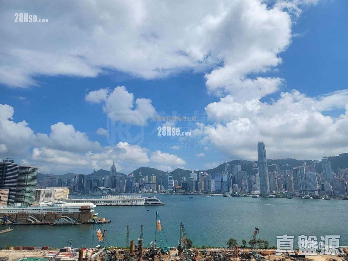 The Arch Sell 3 Bedrooms , 2 Bathrooms 846 ft²