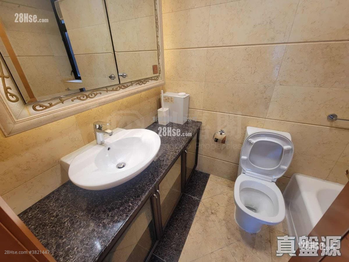 The Arch Sell 3 Bedrooms , 2 Bathrooms 846 ft²