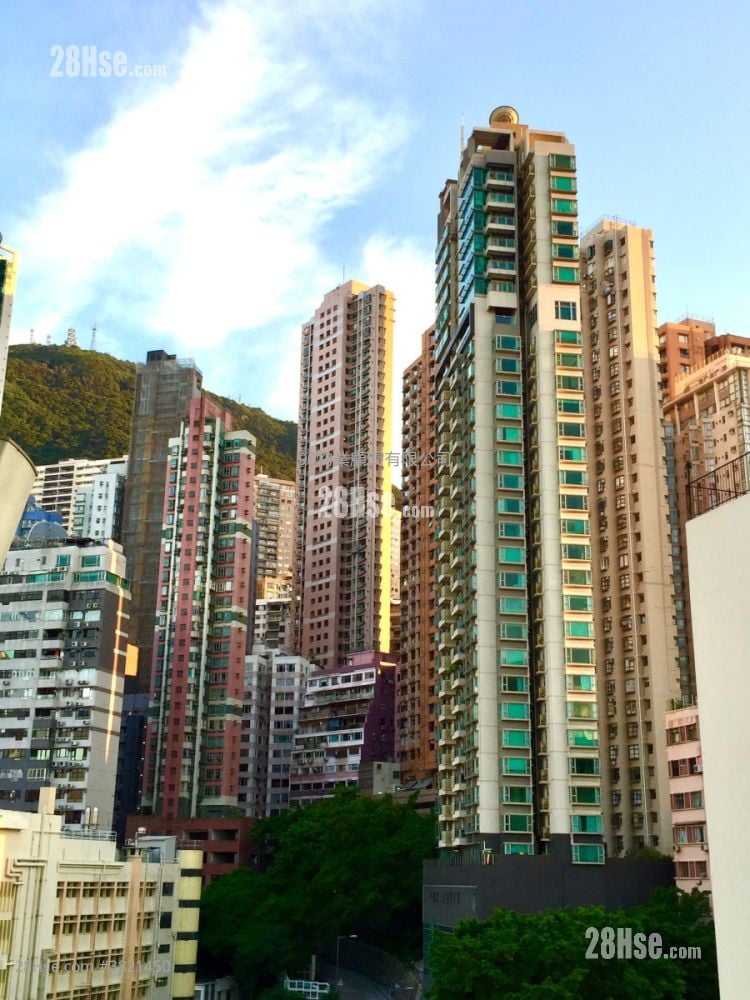 环球大厦 售盘 215 平方尺