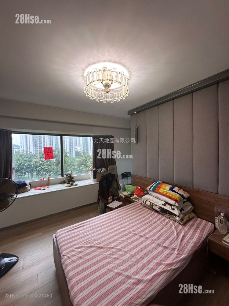 主人房: 富豪花园 售盘 4 房 , 2 浴室 1,093 平方尺