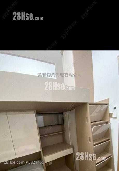 Centra Horizon Sell 2 Bedrooms , 1 Bathroom 585 ft²