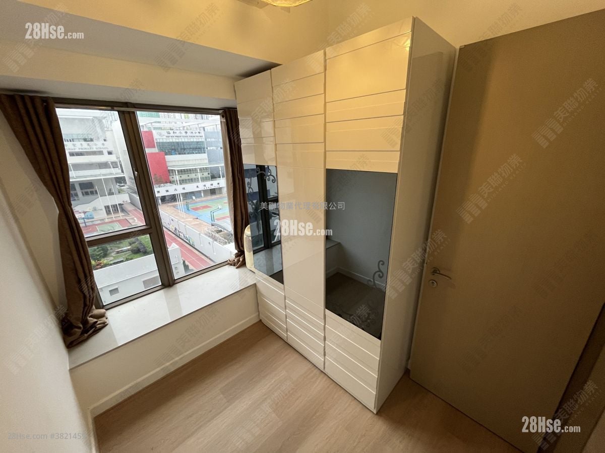 Residence 228 Sell 3 Bedrooms 543 ft²