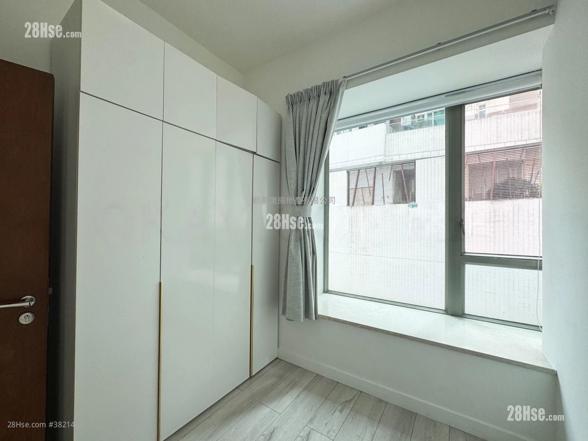 No. 31 Robinson Road Rental 3 Bedrooms , 2 Bathrooms 881 ft²