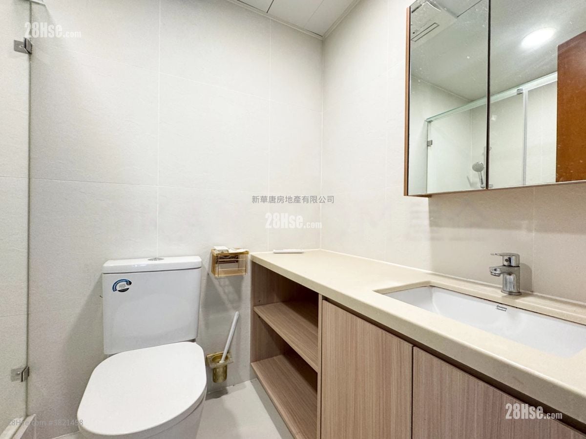 No. 31 Robinson Road Rental 3 Bedrooms , 2 Bathrooms 881 ft²