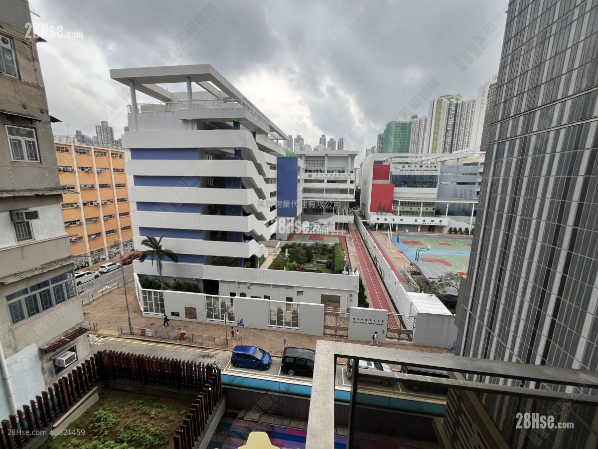 Residence 228 Sell 3 Bedrooms 543 ft²