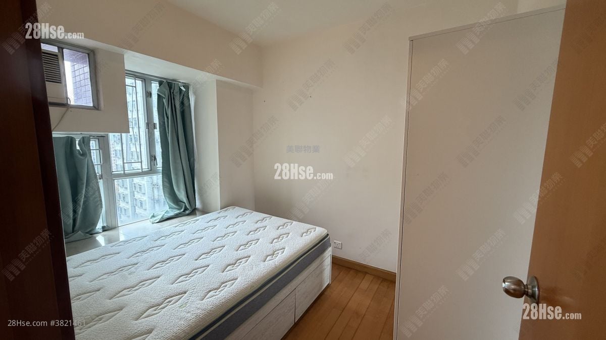 Merit Place Sell 2 Bedrooms , 1 Bathroom 420 ft²