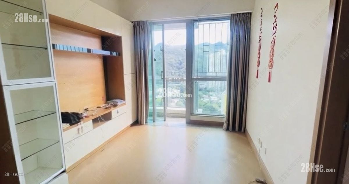 溱岸8号 售盘 3 房 , 2 浴室 729 平方尺