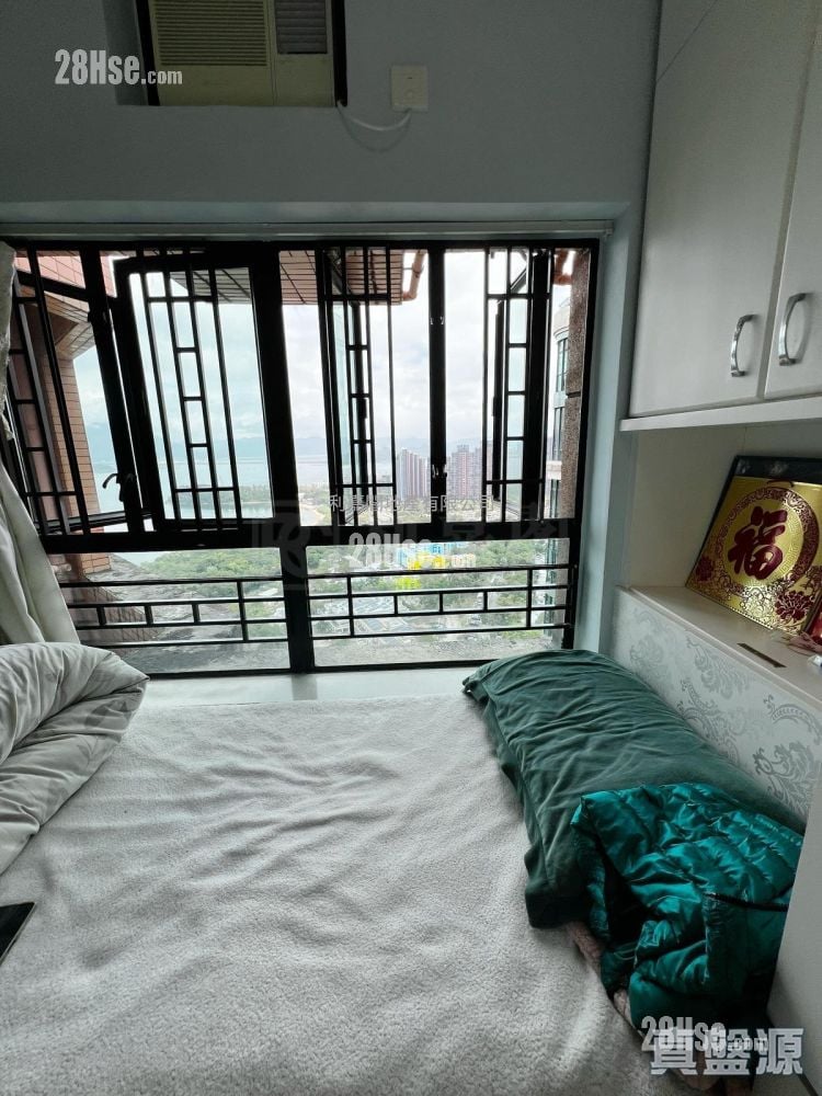 Villa Athena Sell 3 Bedrooms 875 ft²