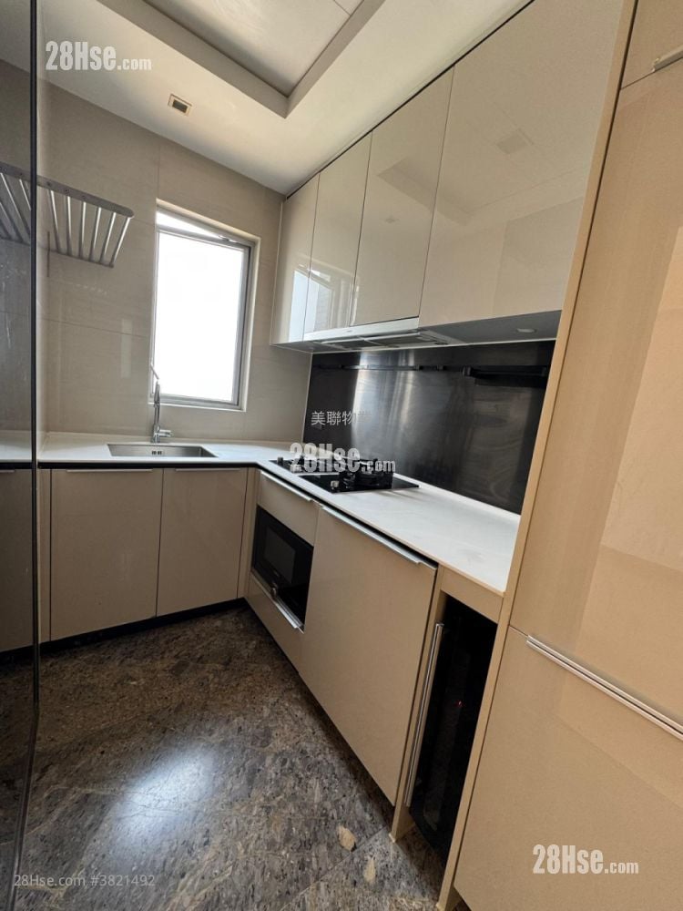 廚房: 東環 租盤 3 房 , 2 浴室 639 平方呎