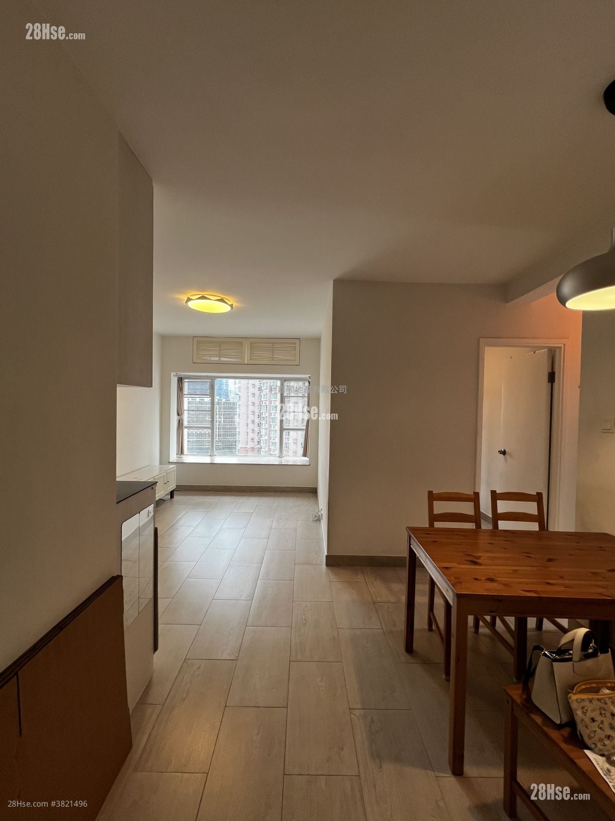 愉景新城 售盘 3 房 648 平方尺