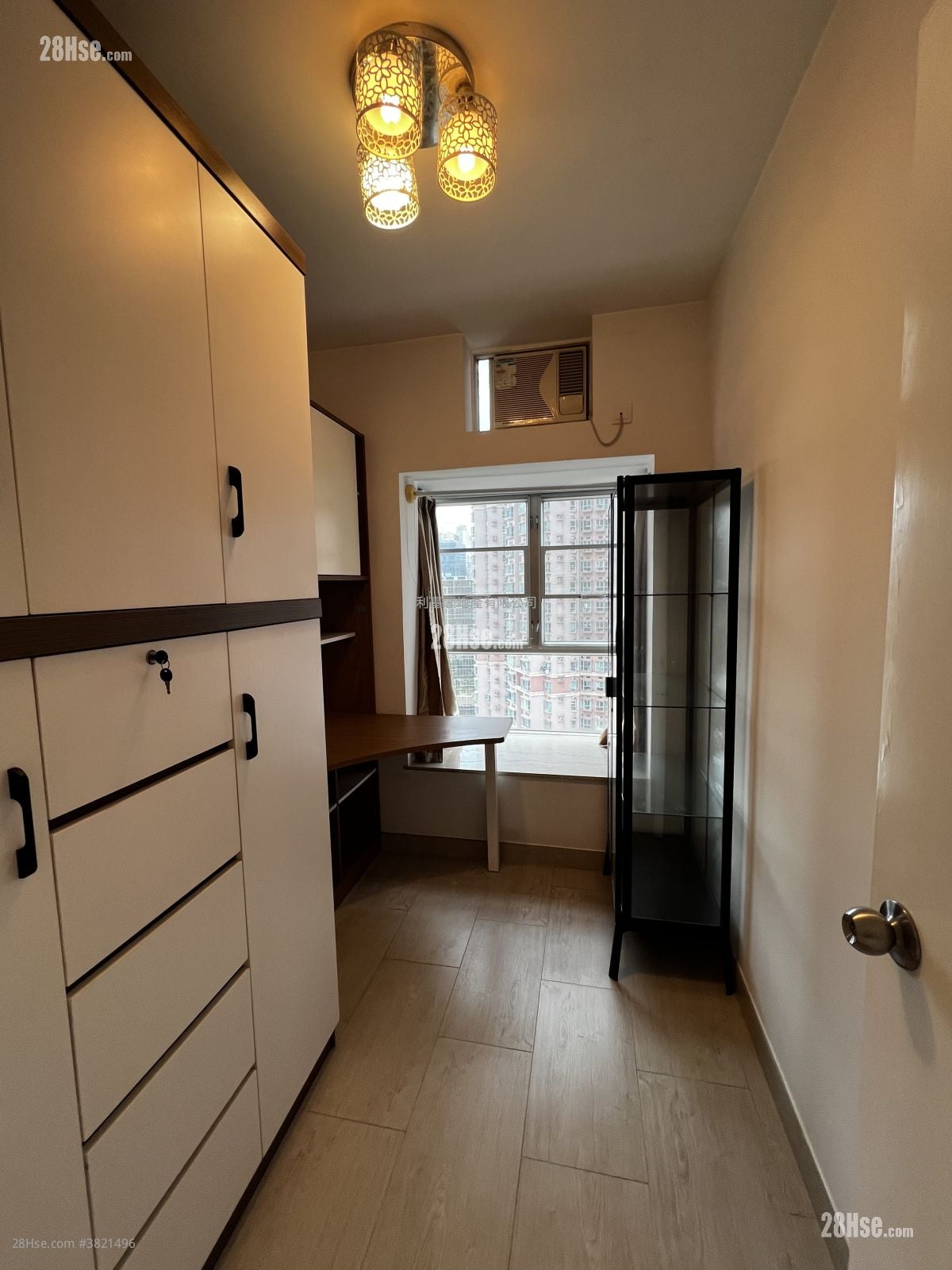 愉景新城 售盘 3 房 648 平方尺