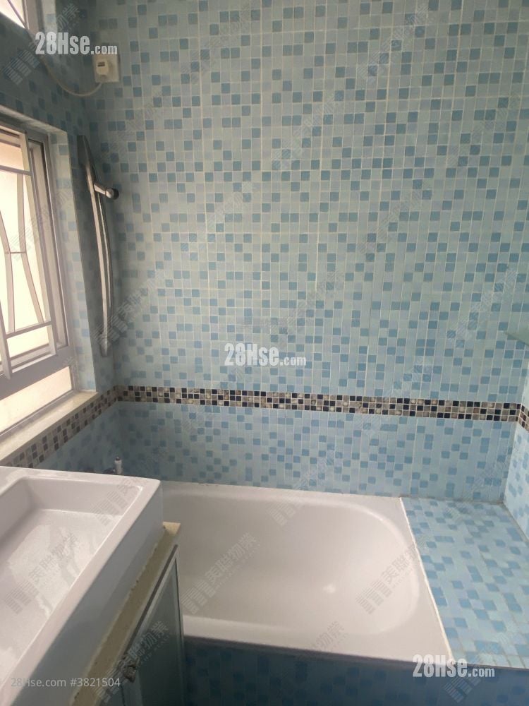 Wah Ming Est Sell 212 ft²