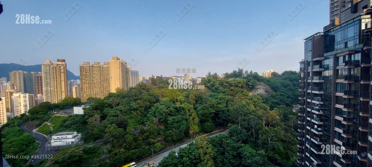 Mantin Heights Rental 3 Bedrooms , 3 Bathrooms 975 ft²