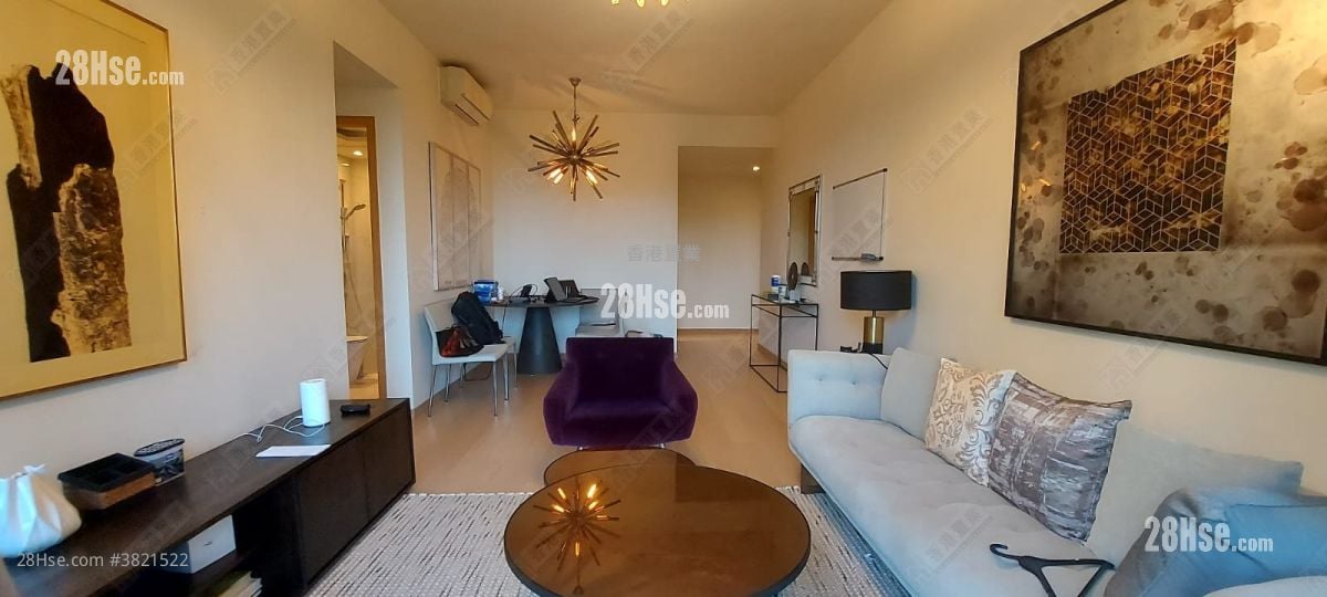 Mantin Heights Rental 3 Bedrooms , 3 Bathrooms 975 ft²