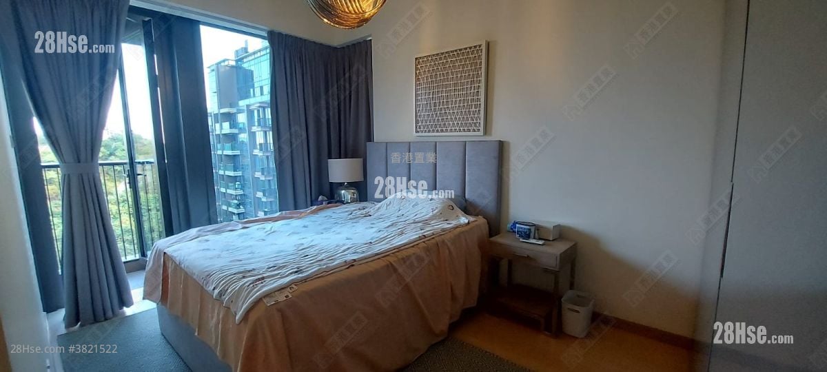 Mantin Heights Rental 3 Bedrooms , 3 Bathrooms 975 ft²