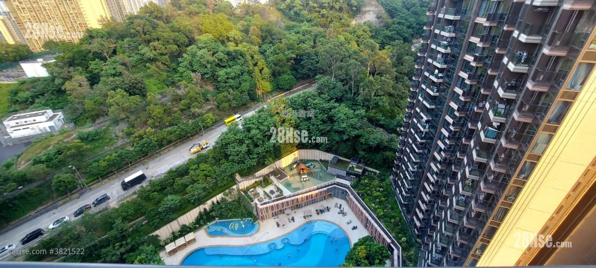 Mantin Heights Rental 3 Bedrooms , 3 Bathrooms 975 ft²