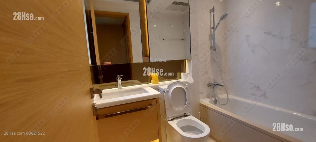 Mantin Heights Rental 3 Bedrooms , 3 Bathrooms 975 ft²