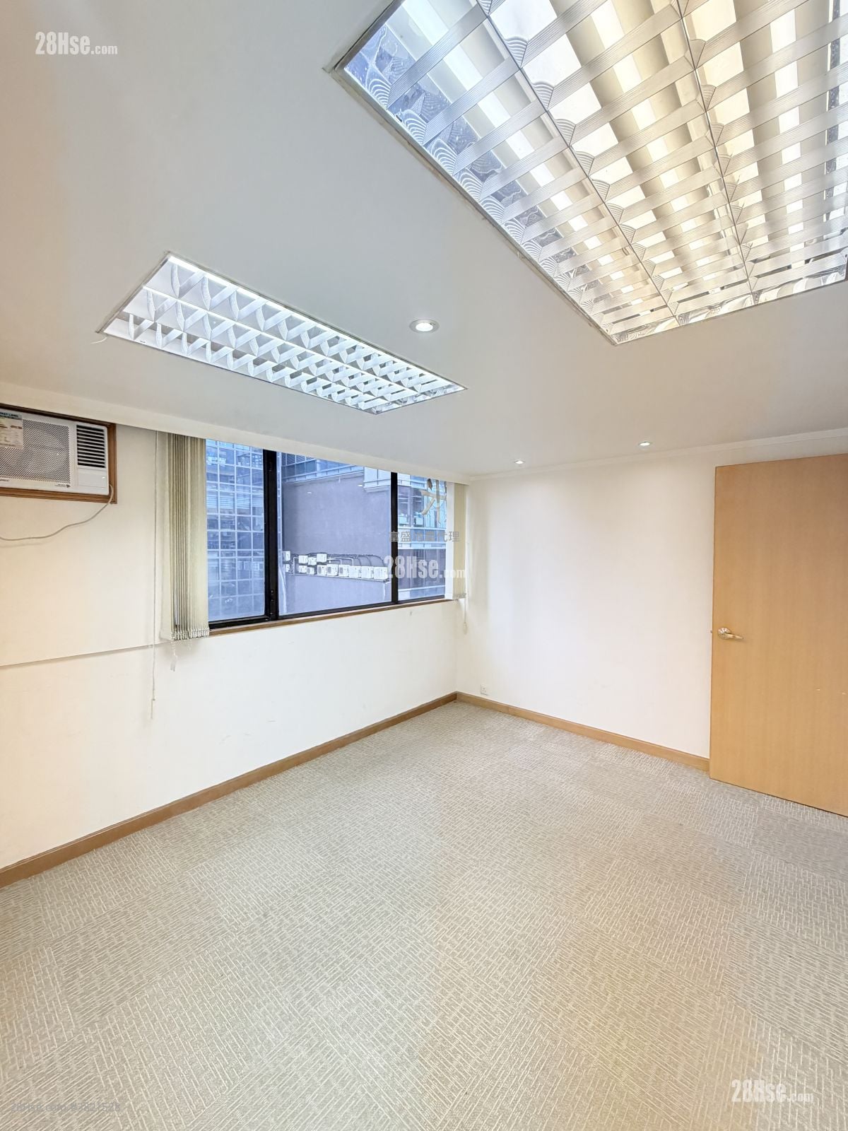 榮吉工業大廈 租盤 2 房