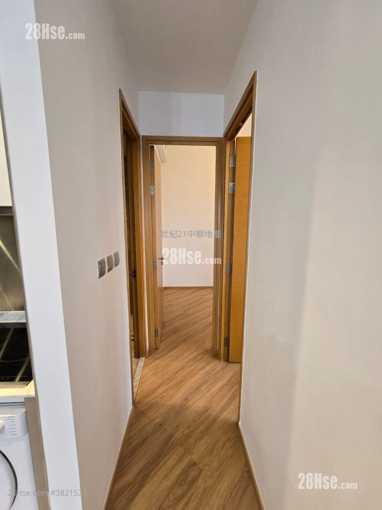 The Met. Sublime Rental 2 Bedrooms , 1 Bathroom 414 ft²