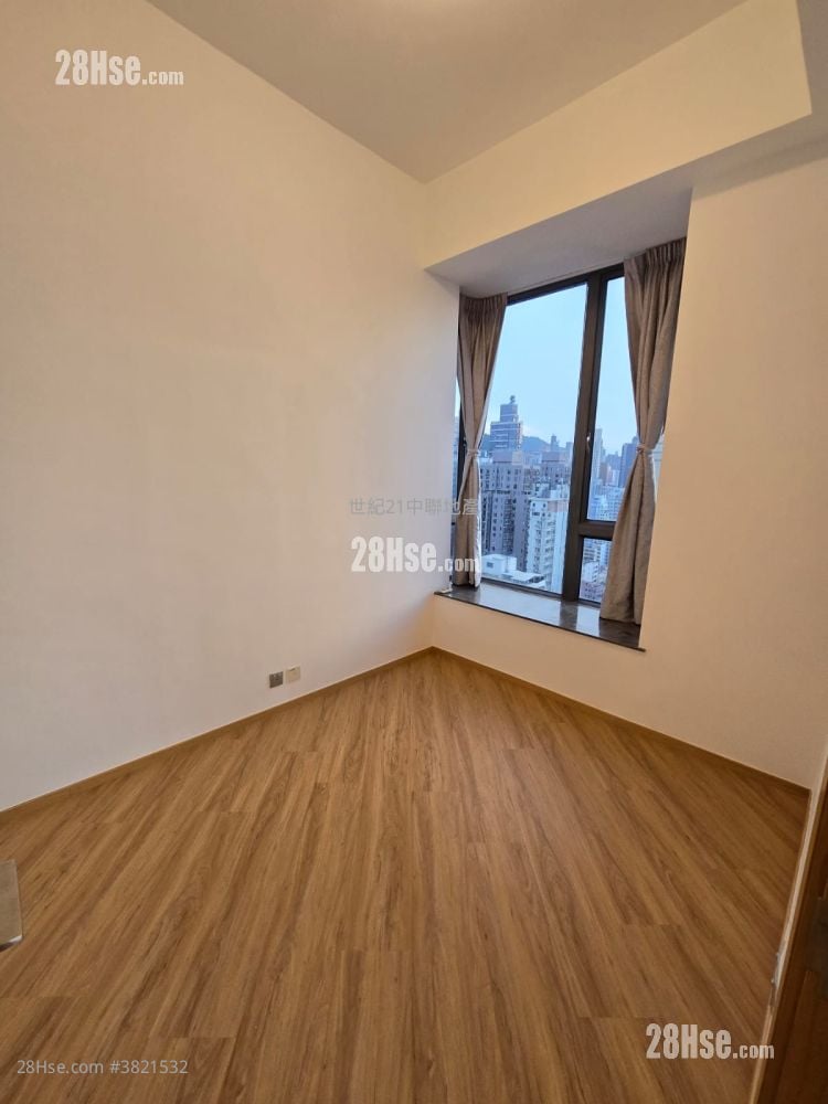 The Met. Sublime Rental 2 Bedrooms , 1 Bathroom 414 ft²