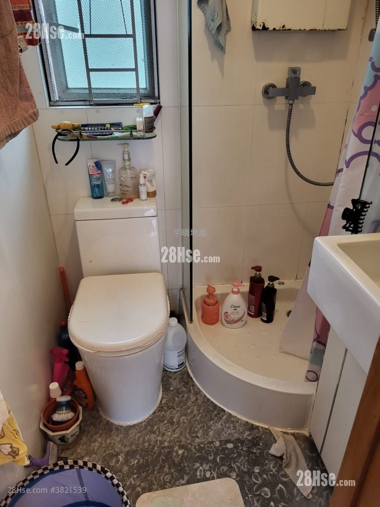 Hey Home Sell 2 Bedrooms , 1 Bathroom 322 ft²