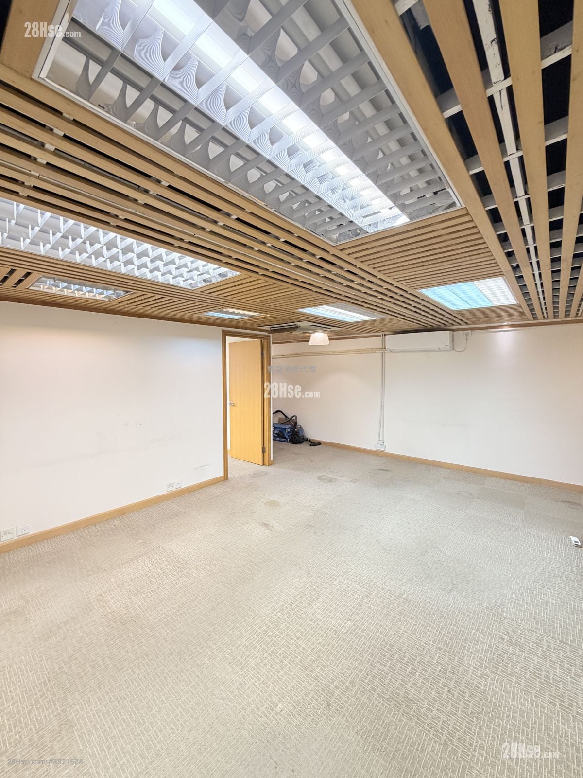 榮吉工業大廈 租盤 2 房