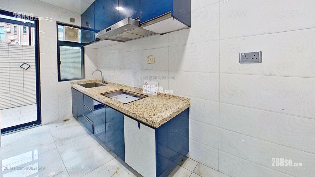 廚房: 下輋 售盤 3 房 , 2 浴室 622 平方呎