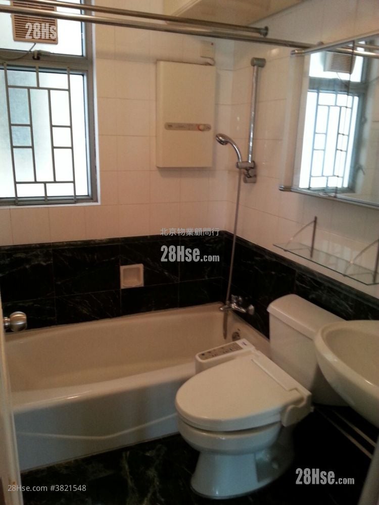 逸意居 租盘 4 房 , 2 浴室 837 平方尺