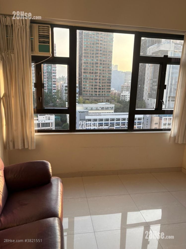 丽晶楼 租盘 712 平方尺