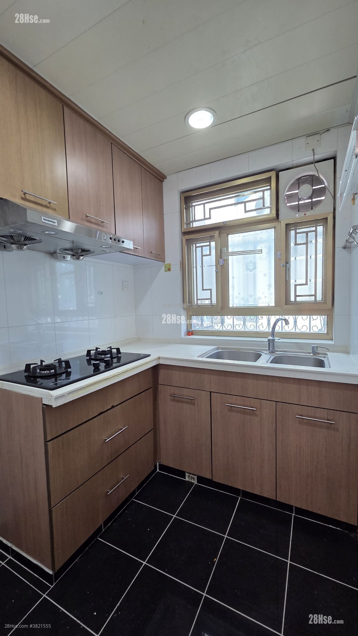 村屋 租盘 3 房 , 2 浴室