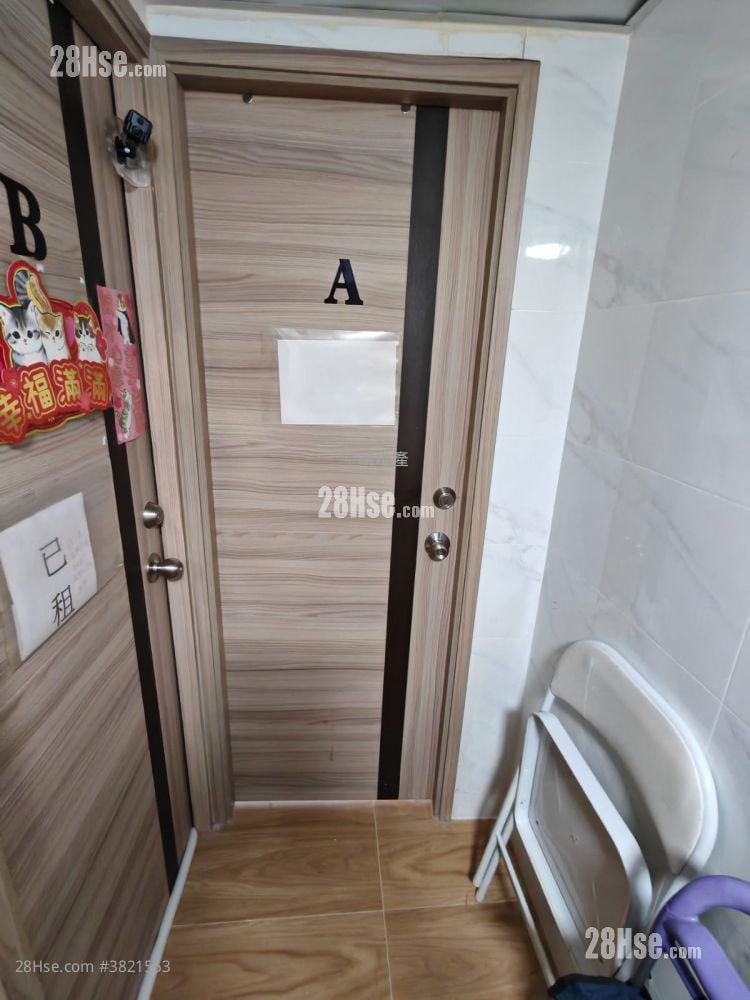 Cheong Fung Mansion Sell 3 Bedrooms , 3 Bathrooms 431 ft²