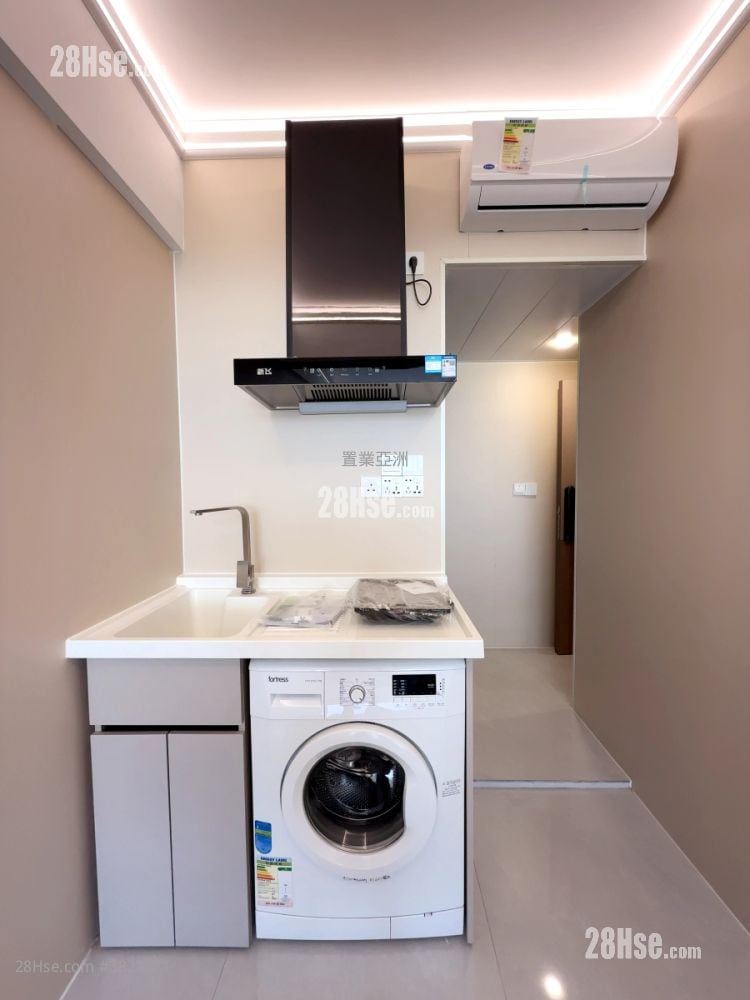 Hoi Kung Court Rental Studio , 1 Bathroom 180 ft²