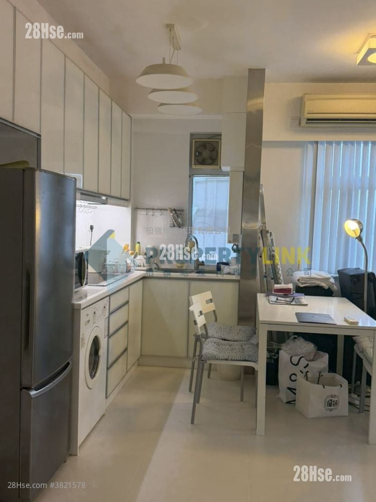 Golden Phoenix Court Sell 1 Bedroom , 1 Bathroom 433 ft²