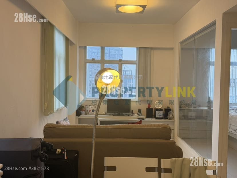 Golden Phoenix Court Sell 1 Bedroom , 1 Bathroom 433 ft²