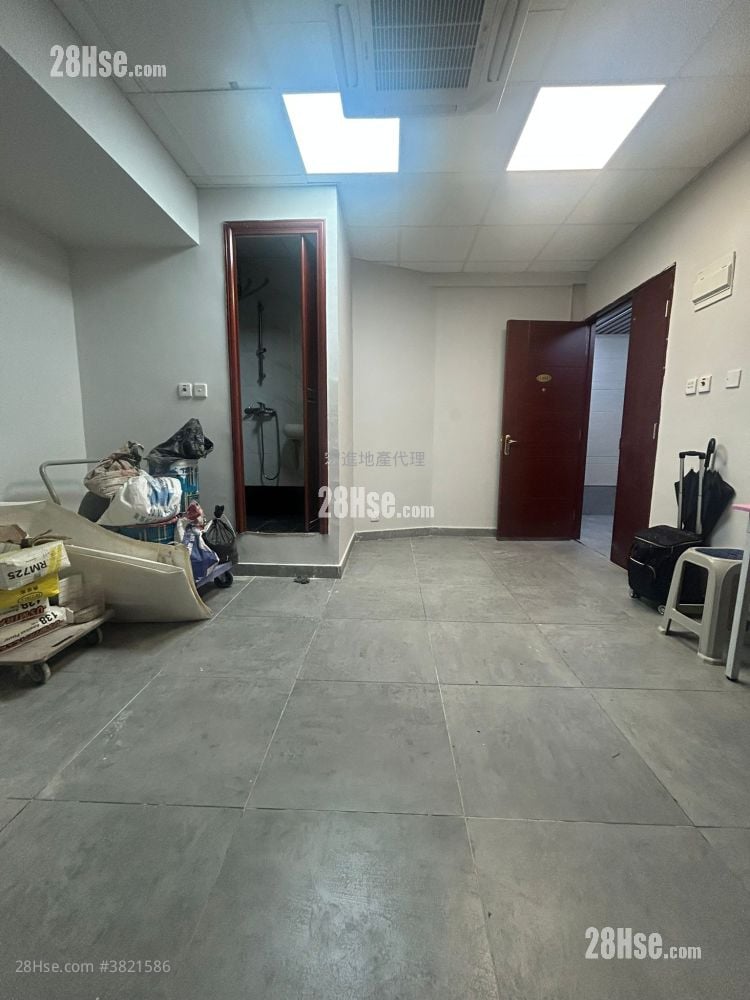 环球工商大厦 租盘 185 平方尺