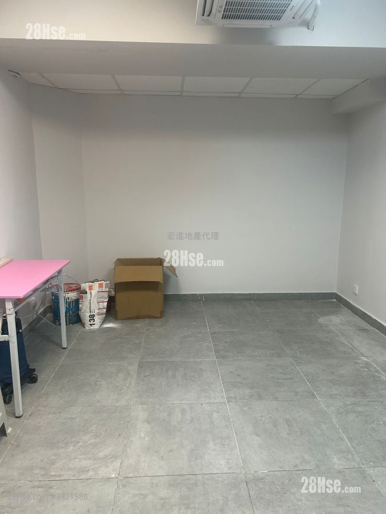 环球工商大厦 租盘 185 平方尺