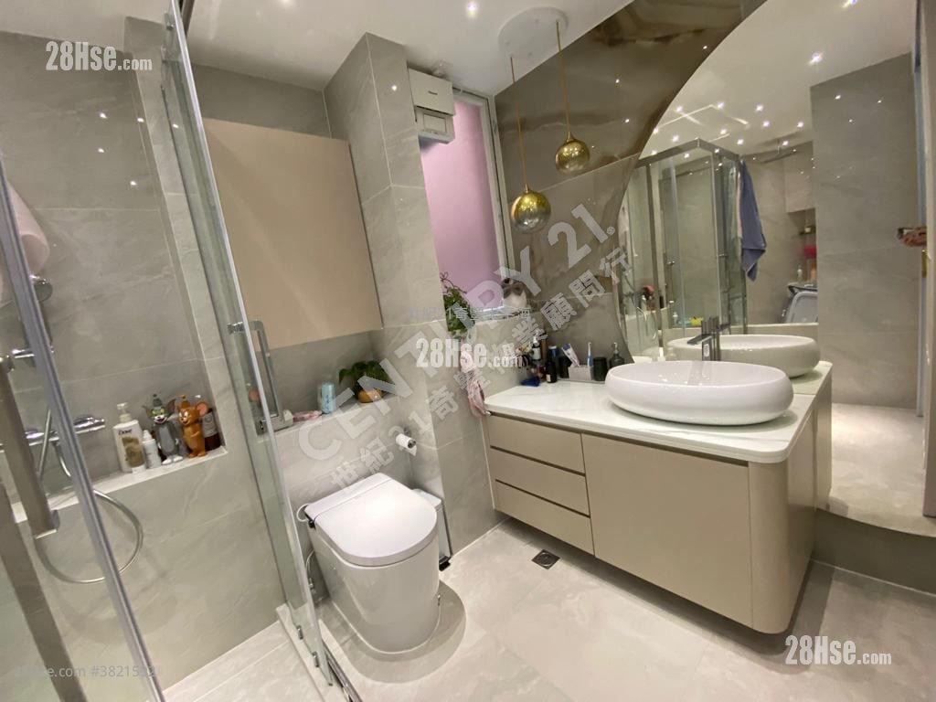 Symphony Bay Sell 3 Bedrooms , 2 Bathrooms 1,031 ft²