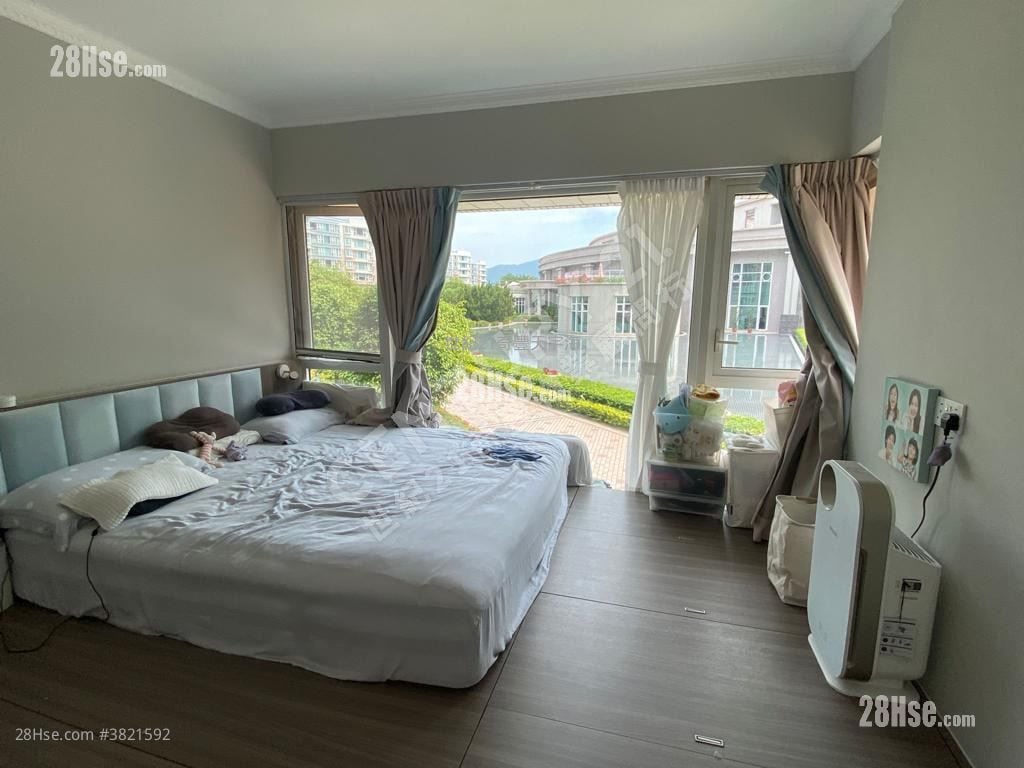 Symphony Bay Sell 3 Bedrooms , 2 Bathrooms 1,031 ft²