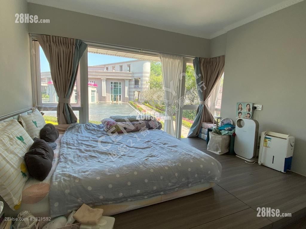 Symphony Bay Sell 3 Bedrooms , 2 Bathrooms 1,031 ft²