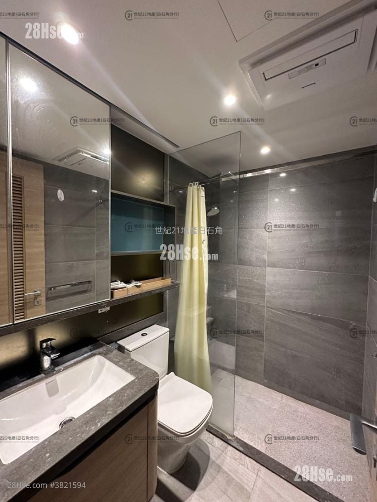 Solaria Rental 2 Bedrooms 456 ft²