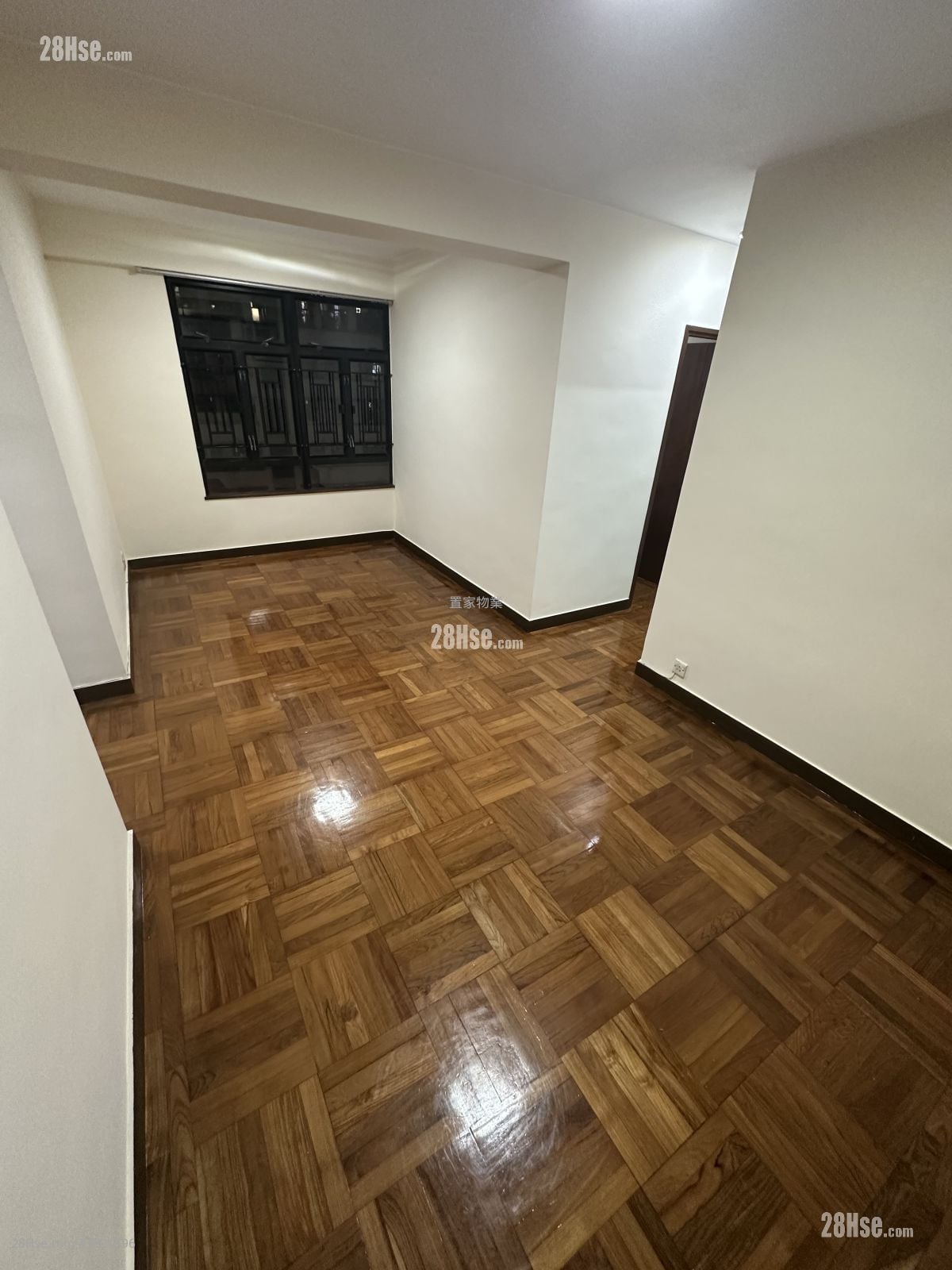 裕民中心 租盤 576 平方呎