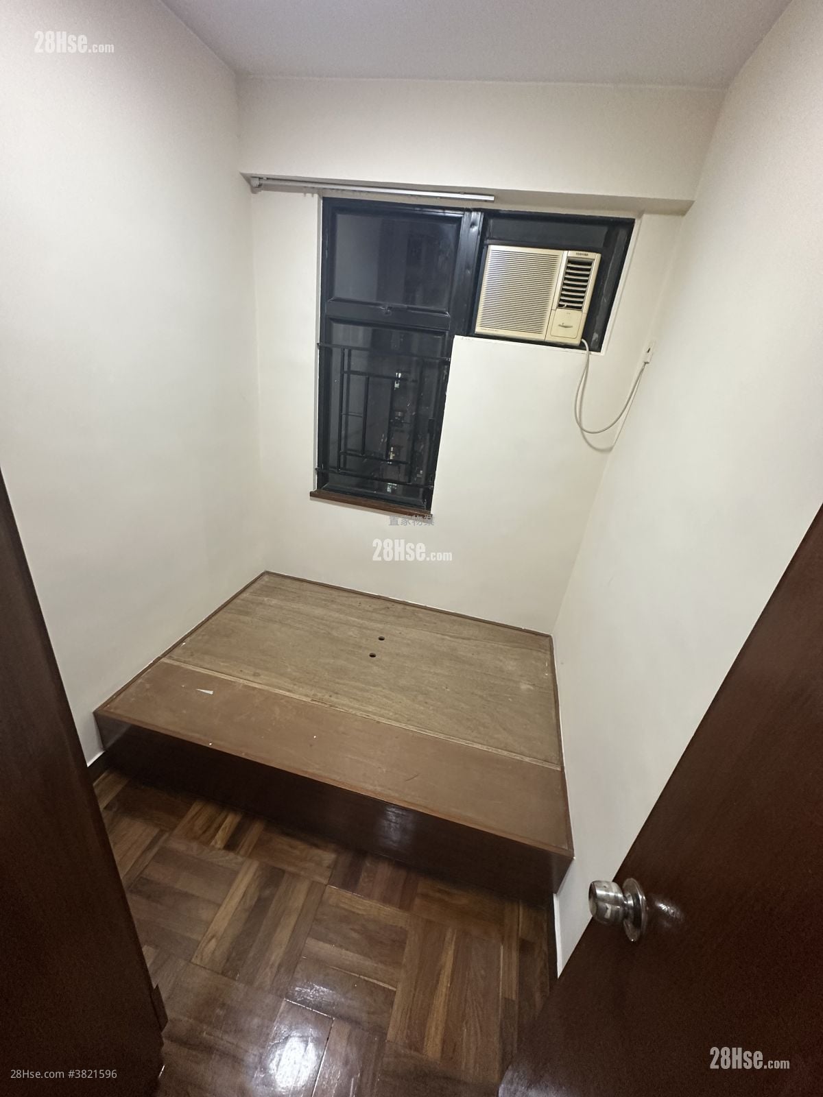 裕民中心 租盤 576 平方呎