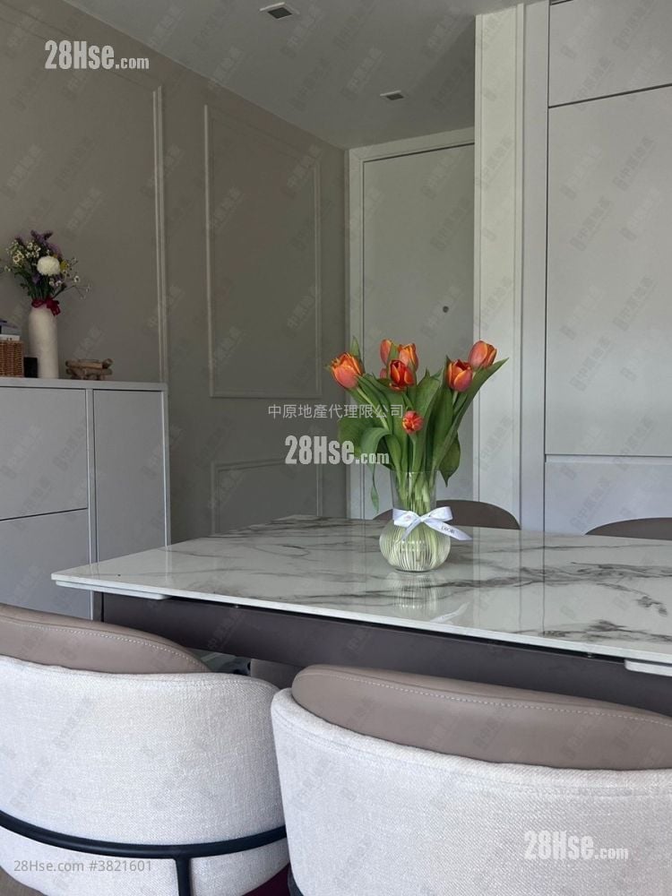 The Regent Sell 2 Bedrooms 457 ft²