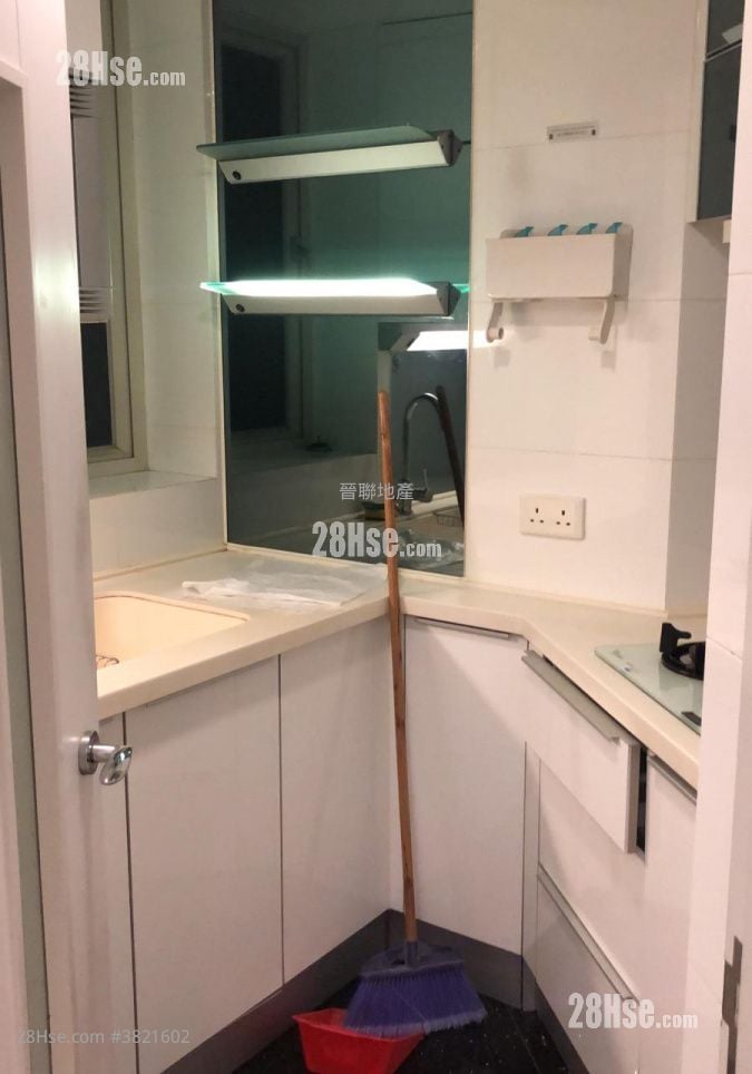 Festival City Sell 678 ft²