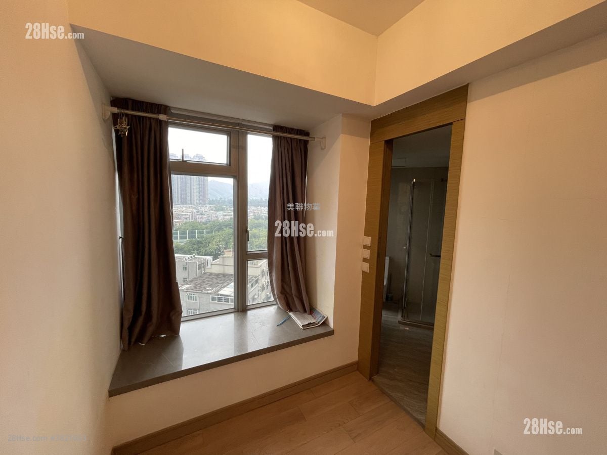 master room: The Reach Sell 2 Bedrooms , 1 Bathroom 355 ft²