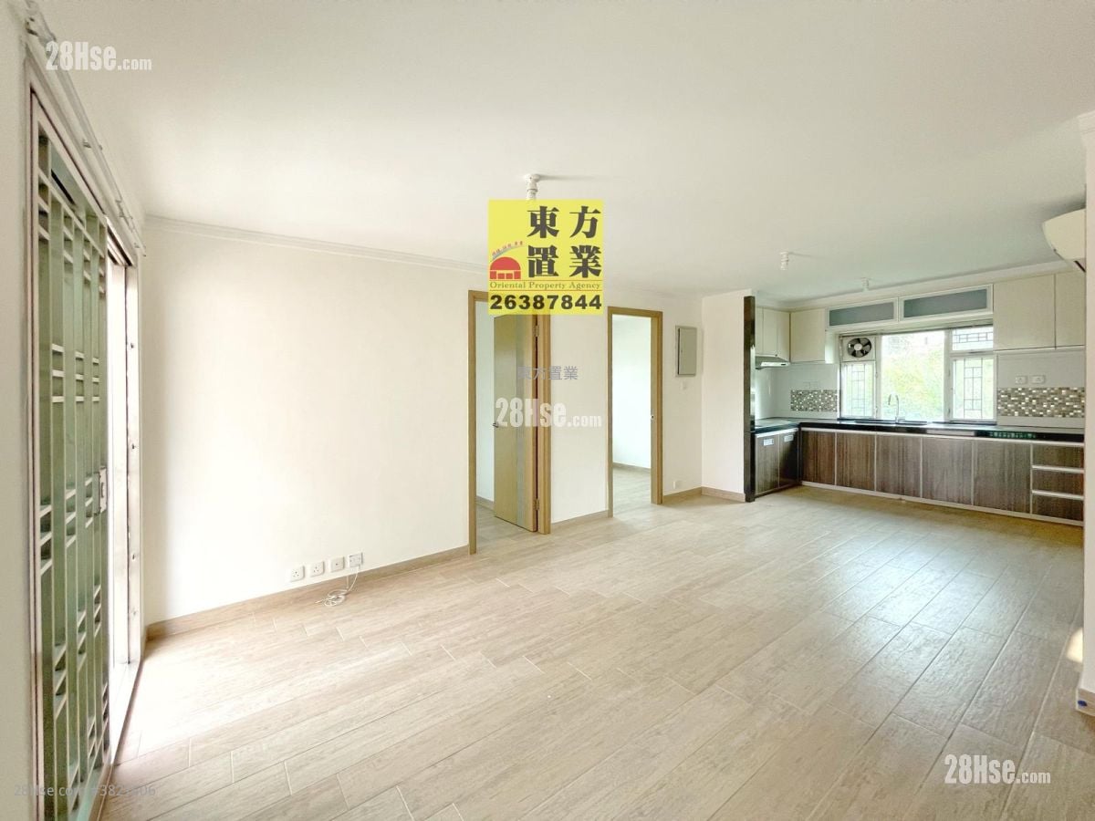 村屋 租盘 3 房 , 2 浴室 700 平方尺